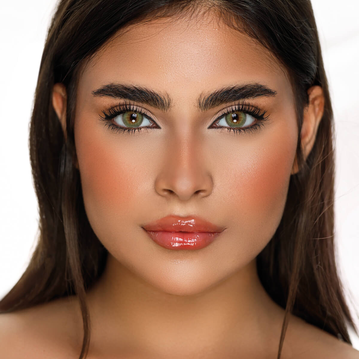 عدسات شارمنج جرين 